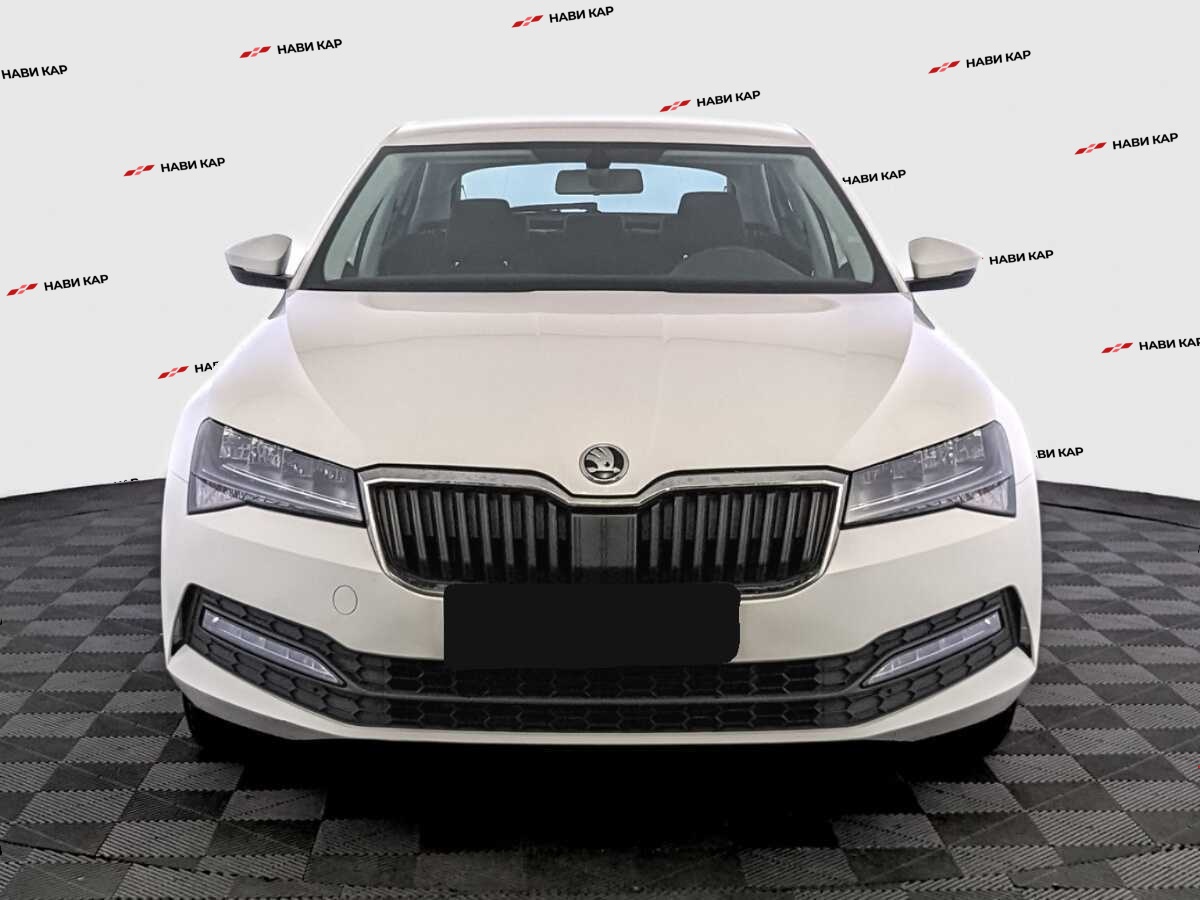 Skoda Superb с пробегом — 2021 год. Фото: #1