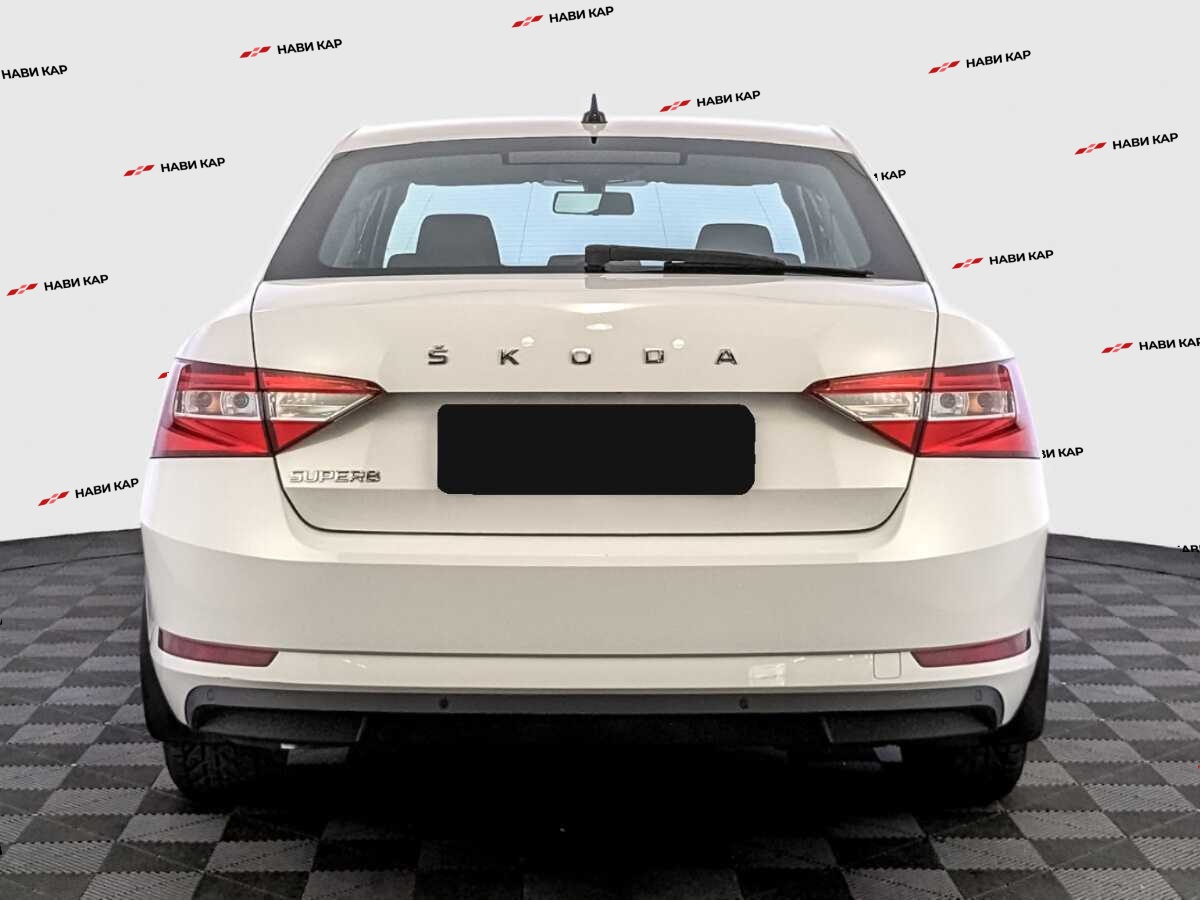 Skoda Superb с пробегом — 2021 год. Фото: #5