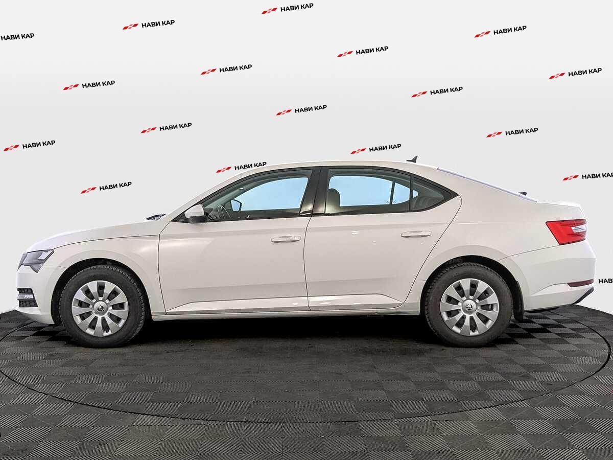 Skoda Superb с пробегом — 2021 год. Фото: #7