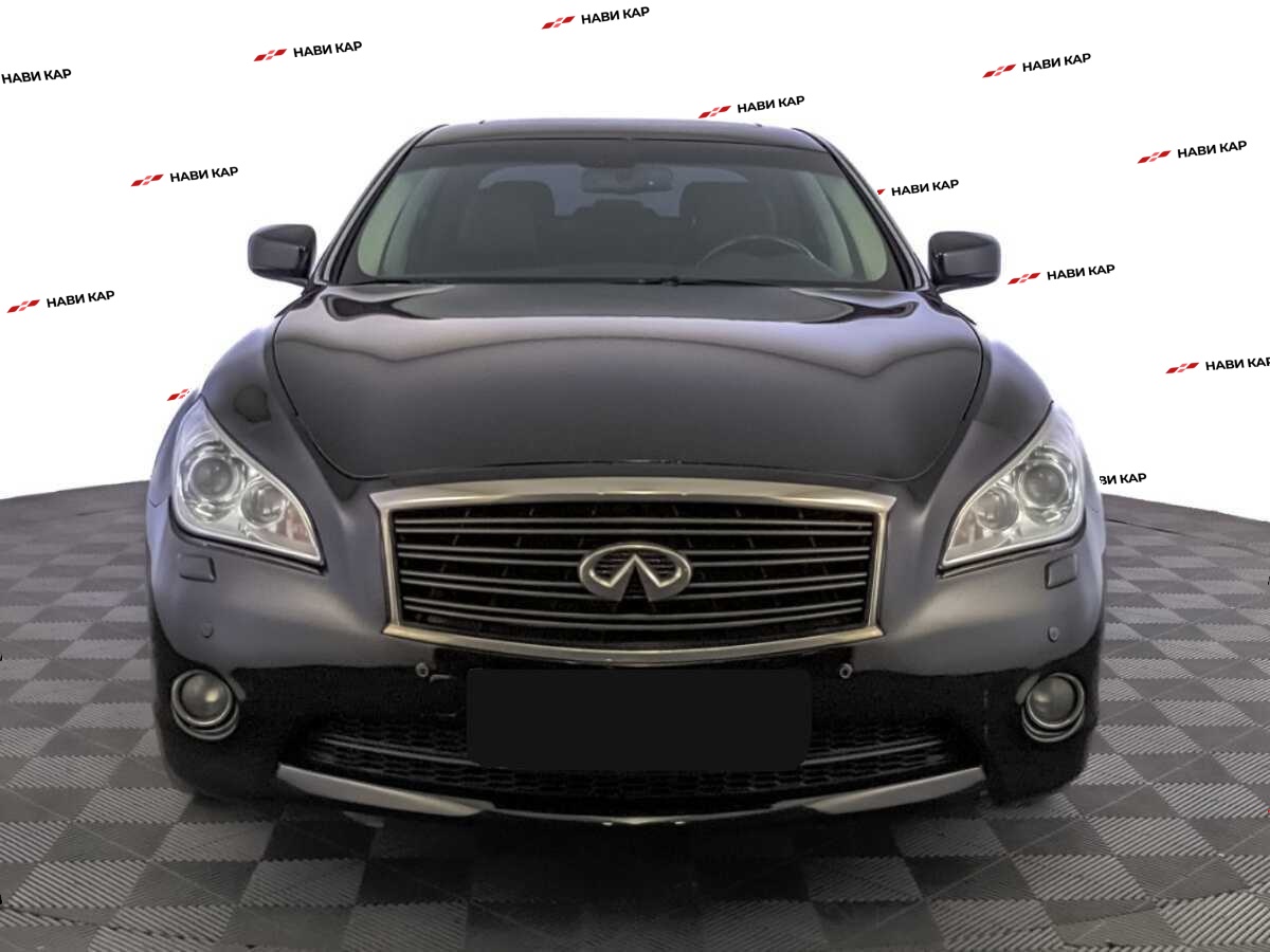Infiniti Q70 с пробегом — 2014 год. Фото: #1