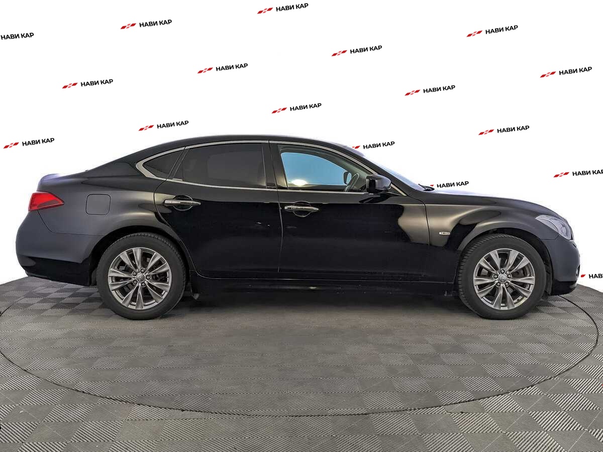Infiniti Q70 с пробегом — 2014 год. Фото: #3