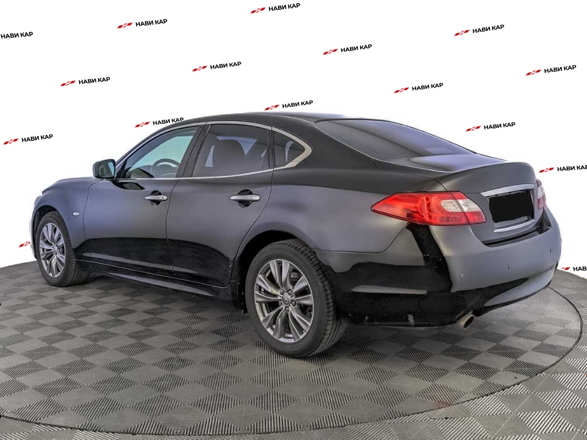 Infiniti Q70 с пробегом — 2014 год. Фото: #6