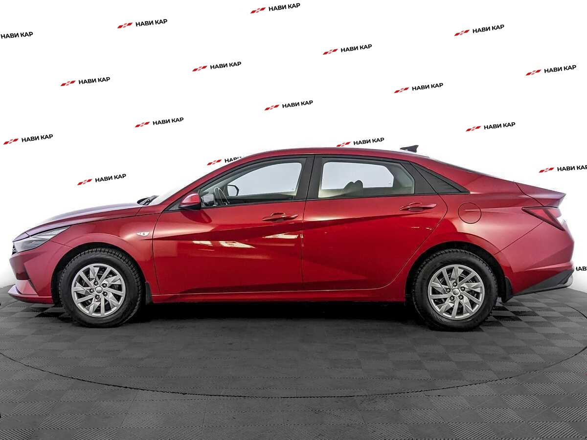 Hyundai Elantra с пробегом — 2021 год. Фото: #7