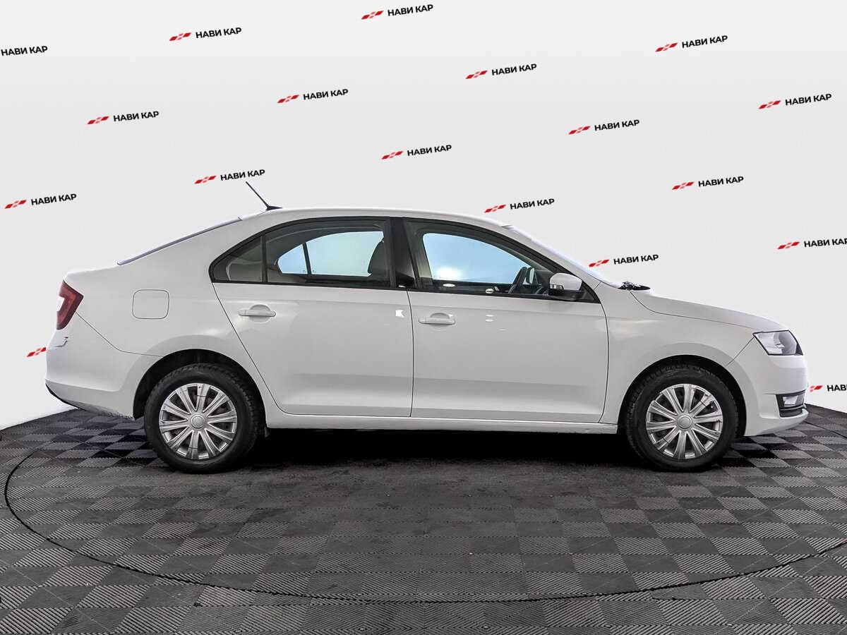 Skoda Rapid с пробегом — 2019 год. Фото: #3