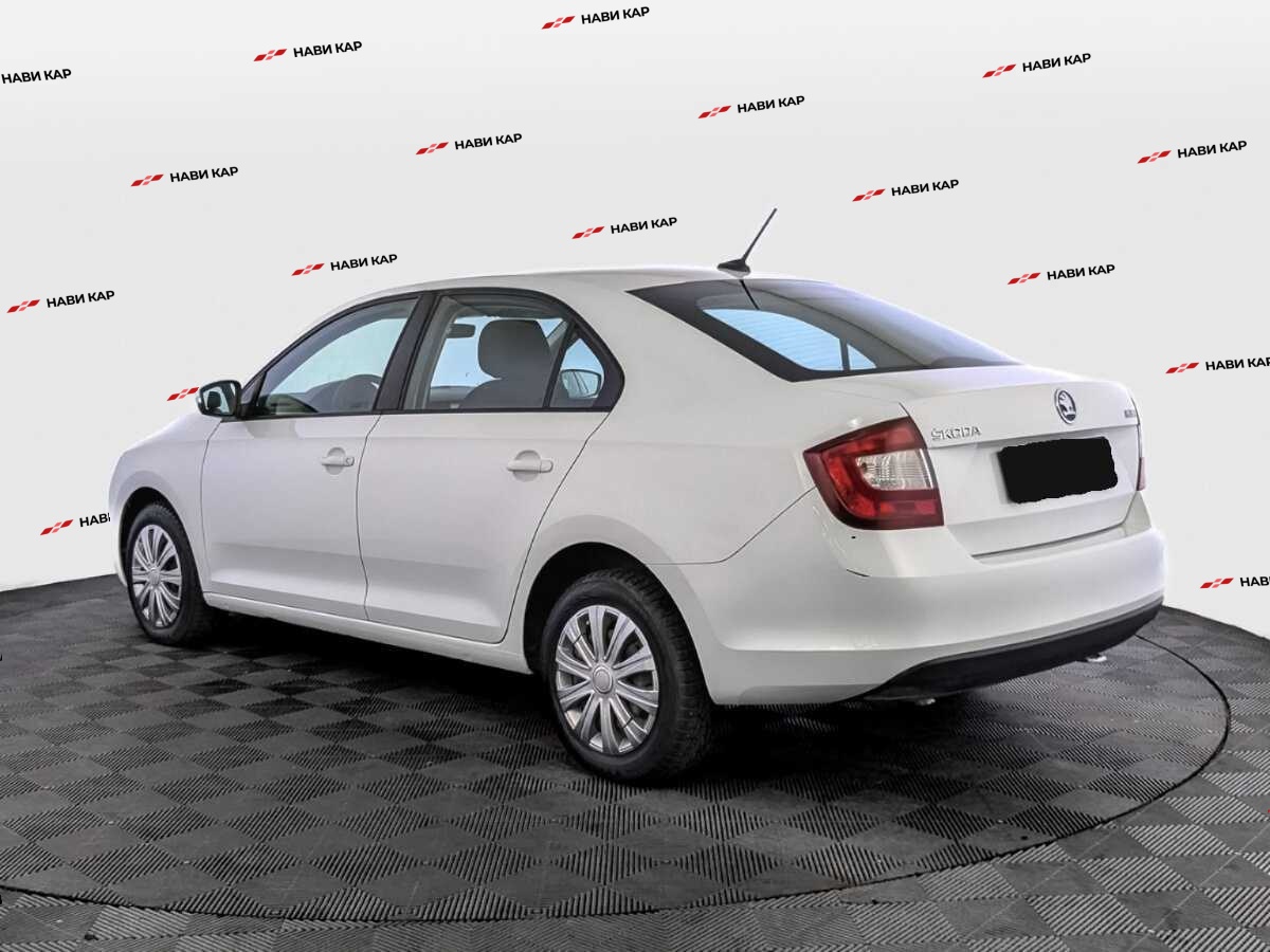 Skoda Rapid с пробегом — 2019 год. Фото: #6