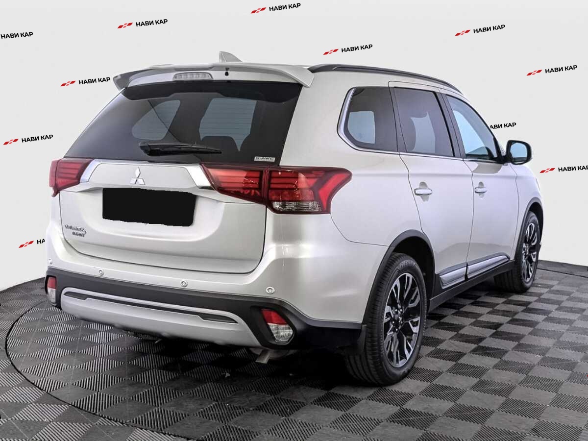 Mitsubishi Outlander с пробегом — 2021 год. Фото: #4
