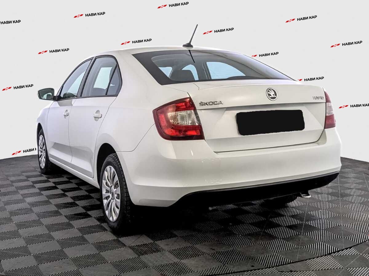 Skoda Rapid с пробегом — 2019 год. Фото: #6