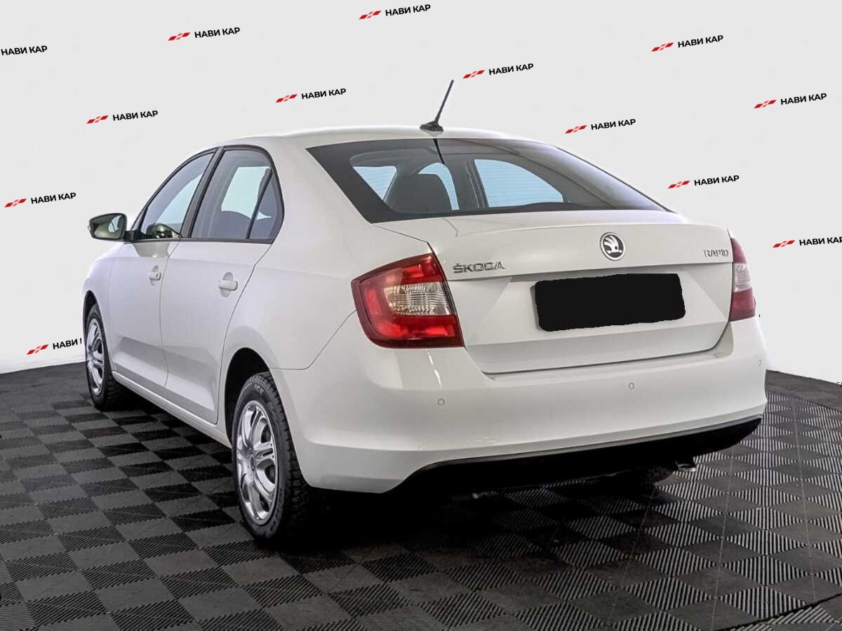 Skoda Rapid с пробегом — 2019 год. Фото: #6