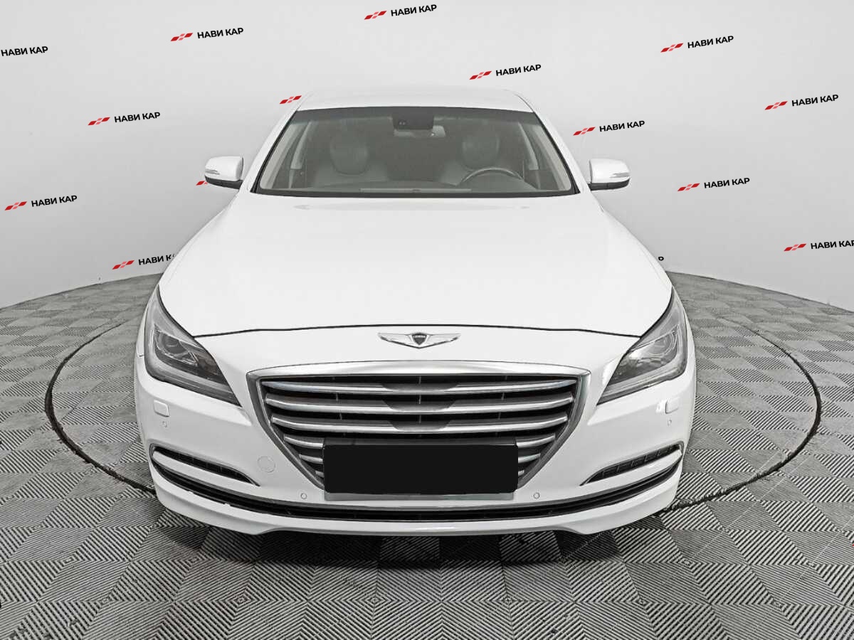 Hyundai Genesis с пробегом — 2016 год. Фото: #1