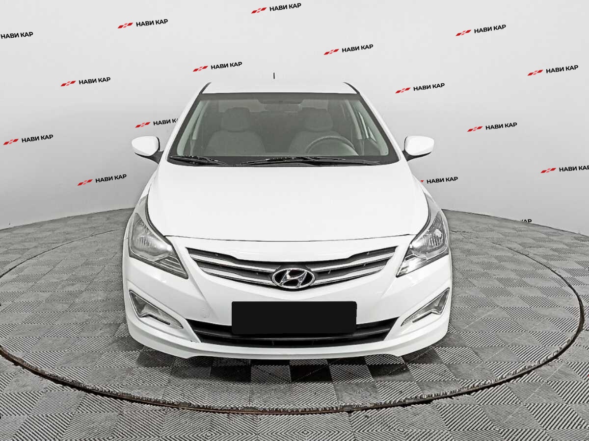 Hyundai Solaris с пробегом — 2016 год. Фото: #1