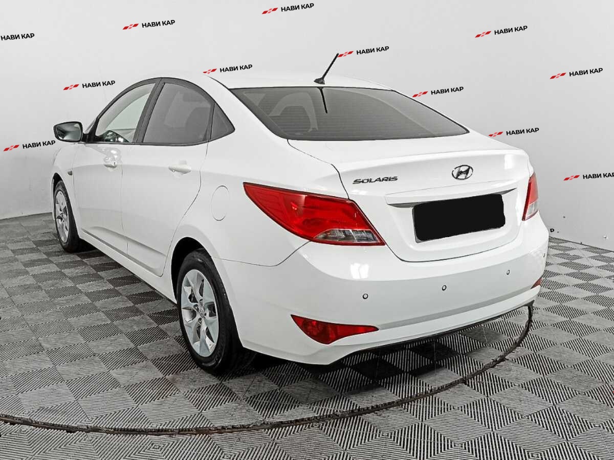 Hyundai Solaris с пробегом — 2016 год. Фото: #6