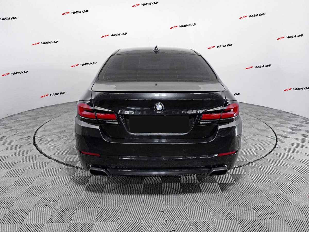 BMW 5 серии с пробегом — 2012 год. Фото: #4