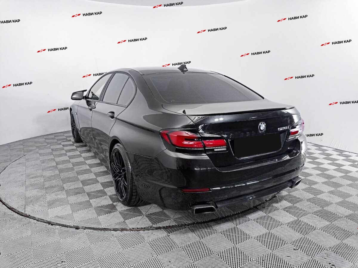 BMW 5 серии с пробегом — 2012 год. Фото: #5