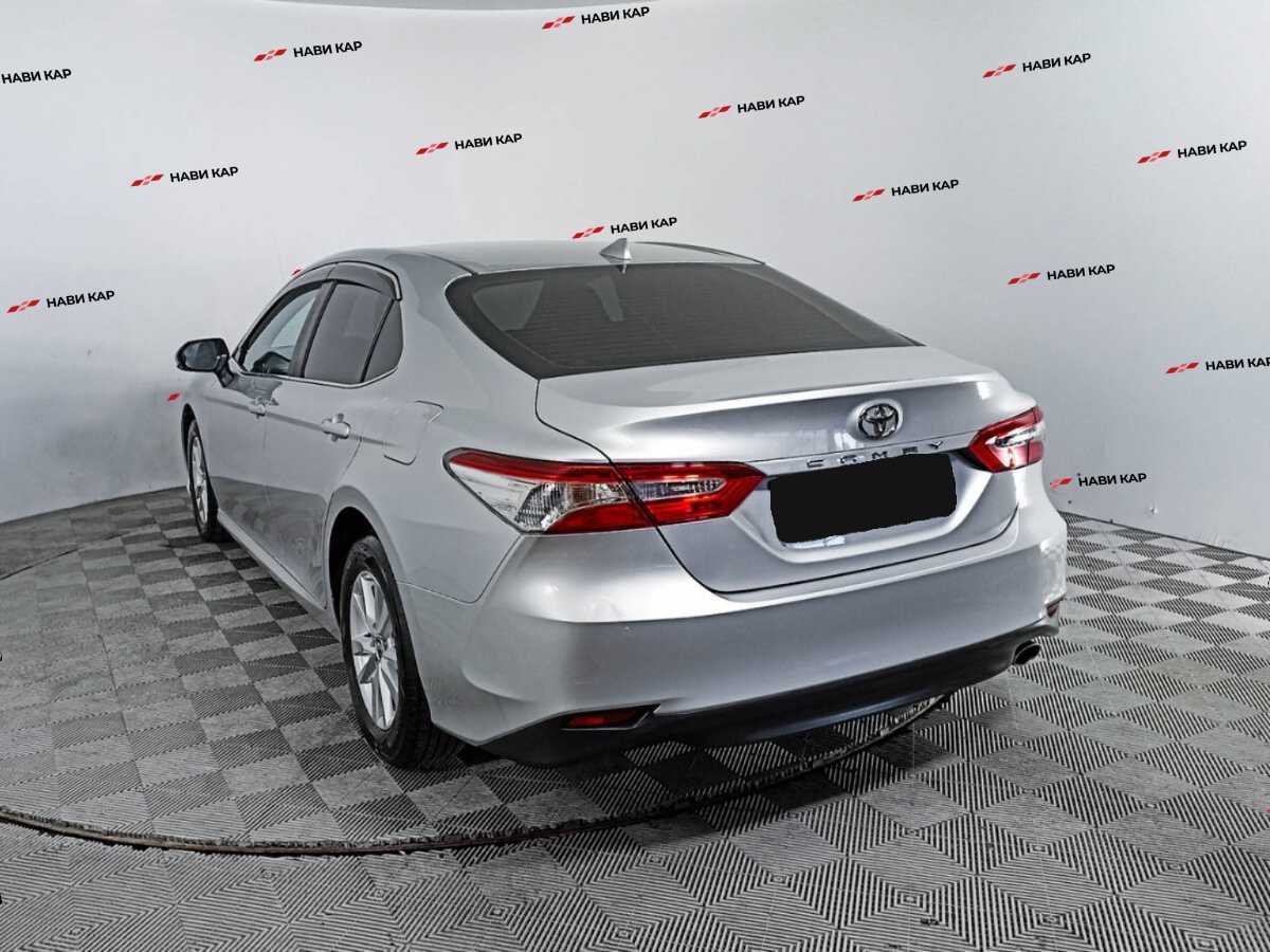 Toyota Camry с пробегом — 2019 год. Фото: #5