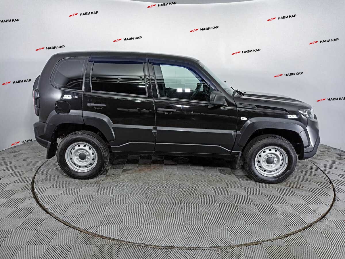 Lada (ВАЗ) Niva с пробегом — 2023 год. Фото: #3
