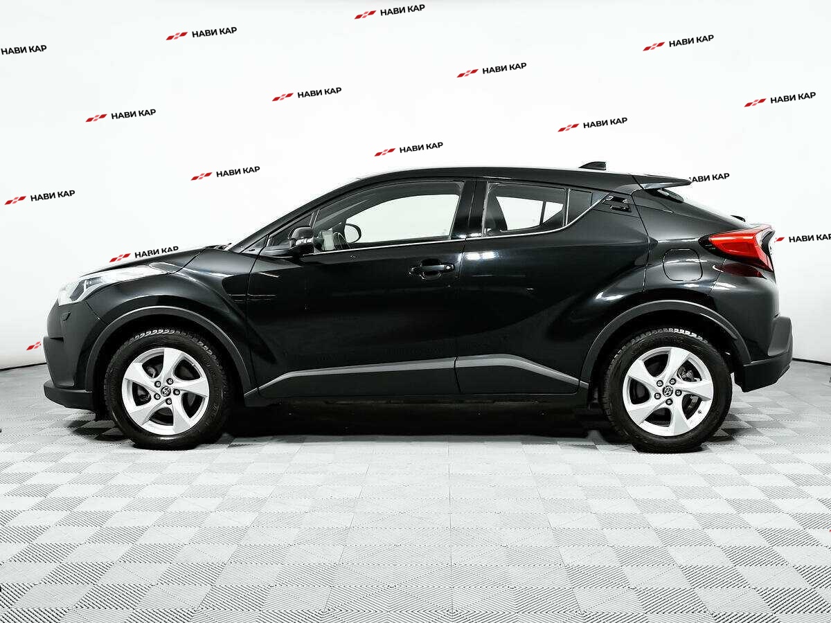 Toyota C-HR с пробегом — 2018 год. Фото: #7