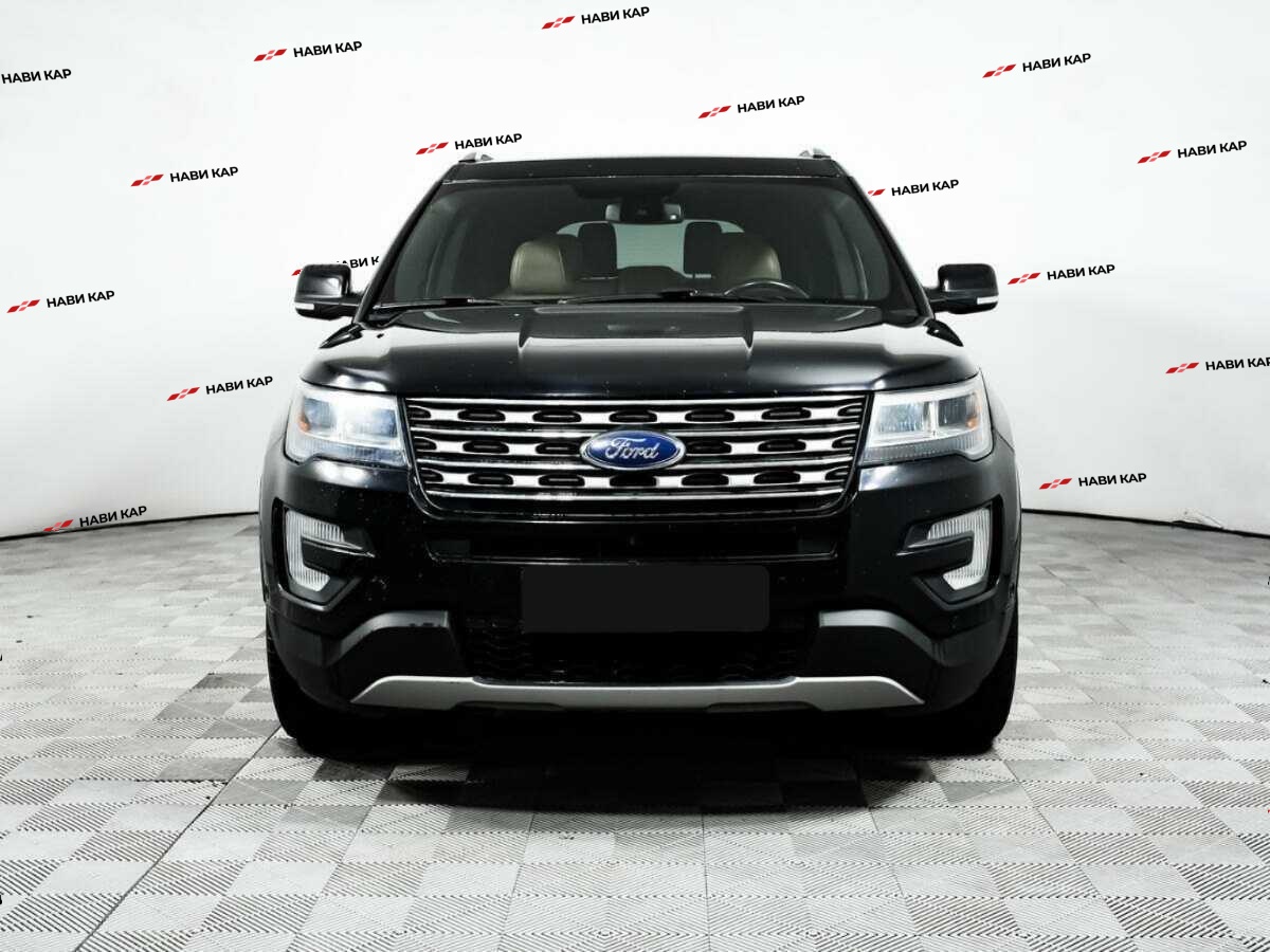 Ford Explorer с пробегом — 2016 год. Фото: #1