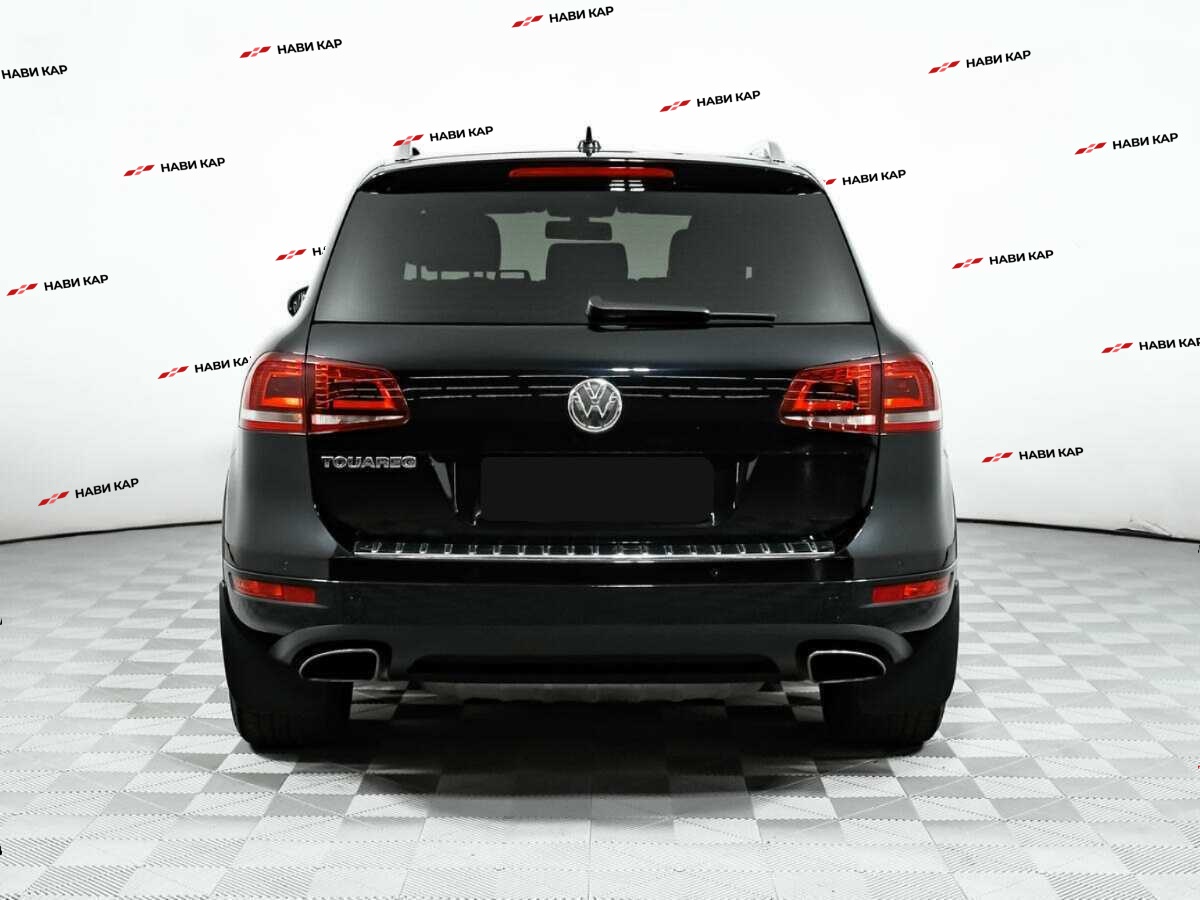 Volkswagen Touareg с пробегом — 2014 год. Фото: #5