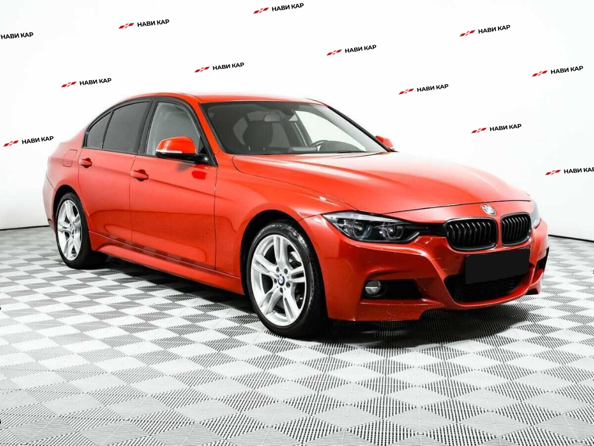 BMW 3 серии с пробегом — 2018 год. Фото: #2