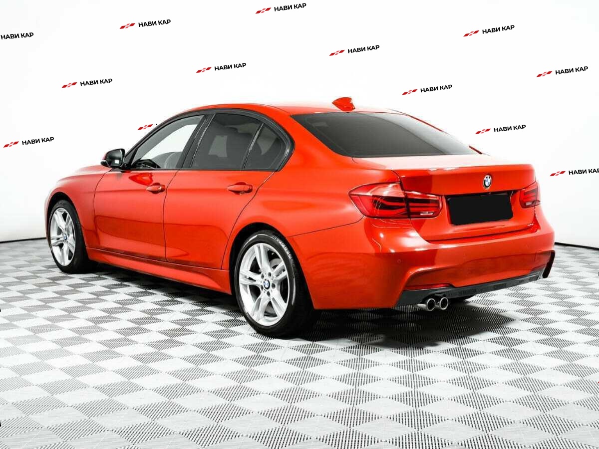 BMW 3 серии с пробегом — 2018 год. Фото: #6