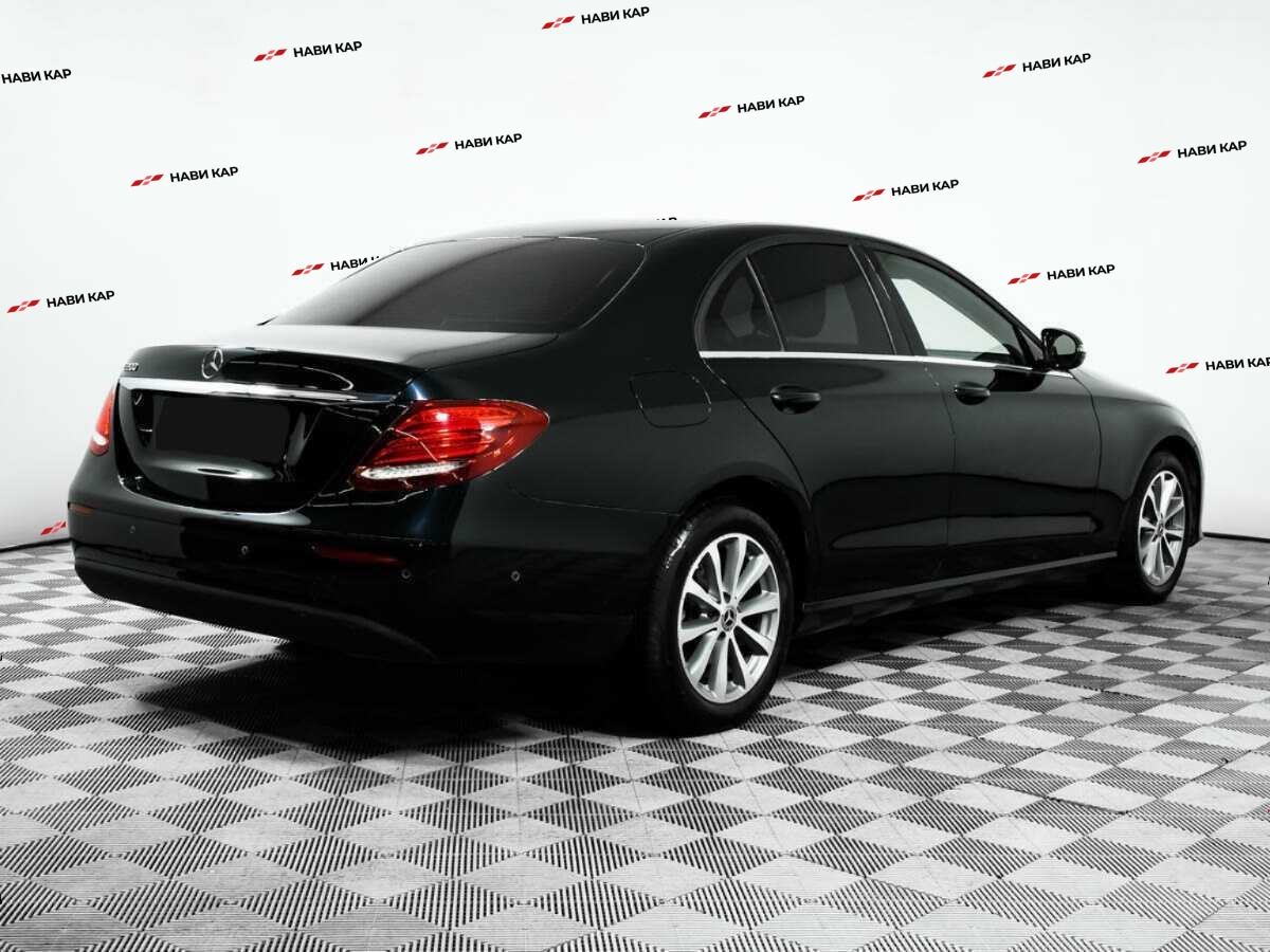 Mercedes-Benz E-Класс с пробегом — 2019 год. Фото: #4