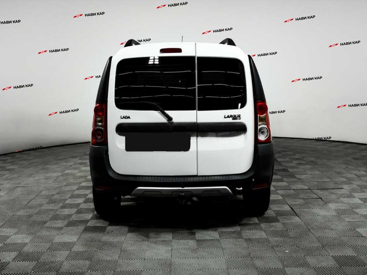 Lada (ВАЗ) Largus с пробегом — 2018 год. Фото: #5