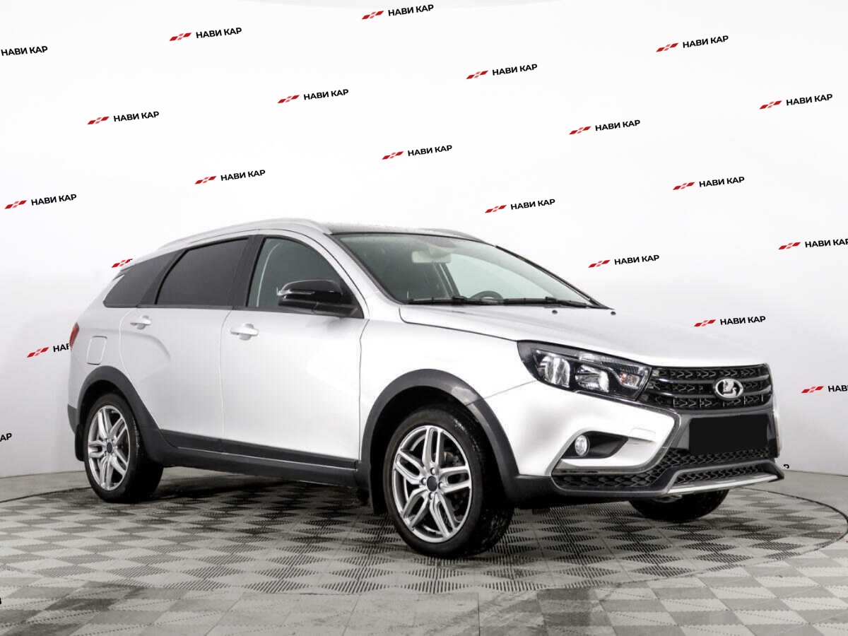 Lada (ВАЗ) Vesta с пробегом — 2022 год. Фото: #2