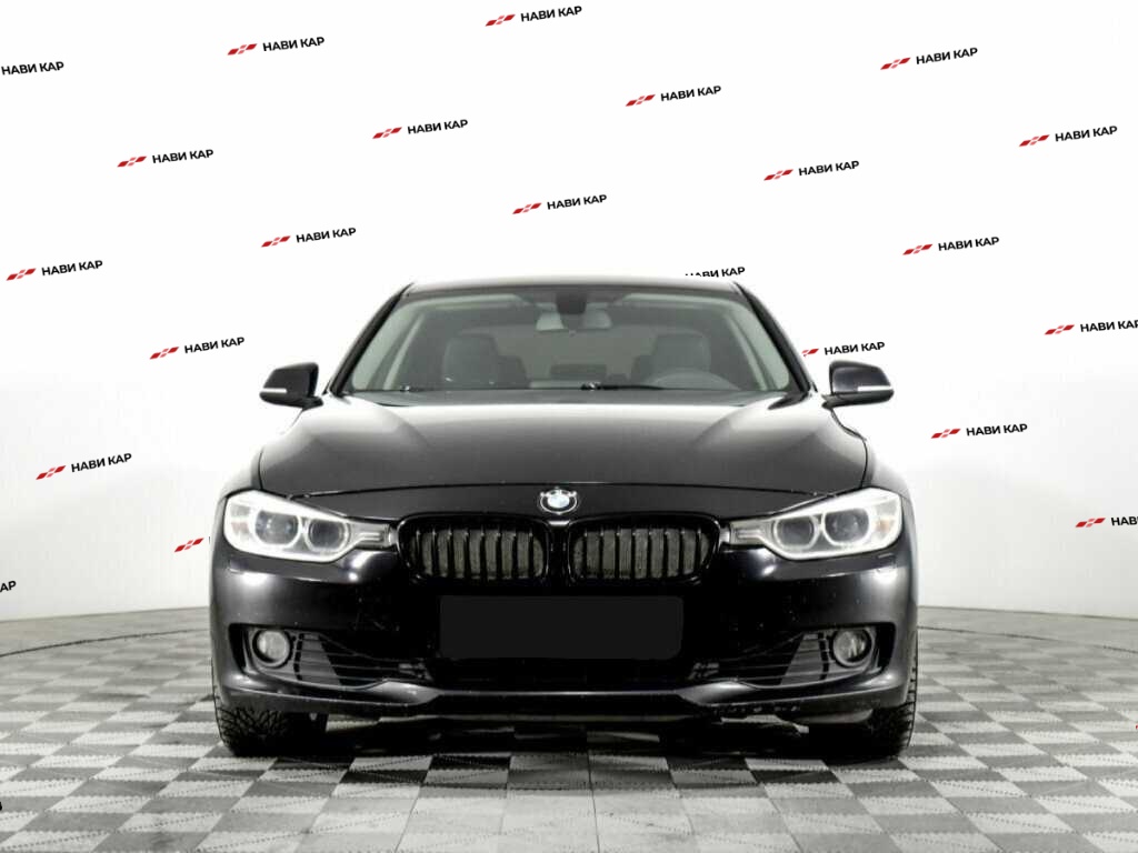 BMW 3 серии с пробегом — 2013 год. Фото: #1