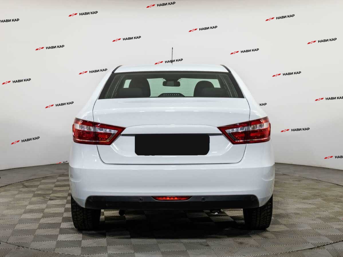 Lada (ВАЗ) Vesta с пробегом — 2022 год. Фото: #4