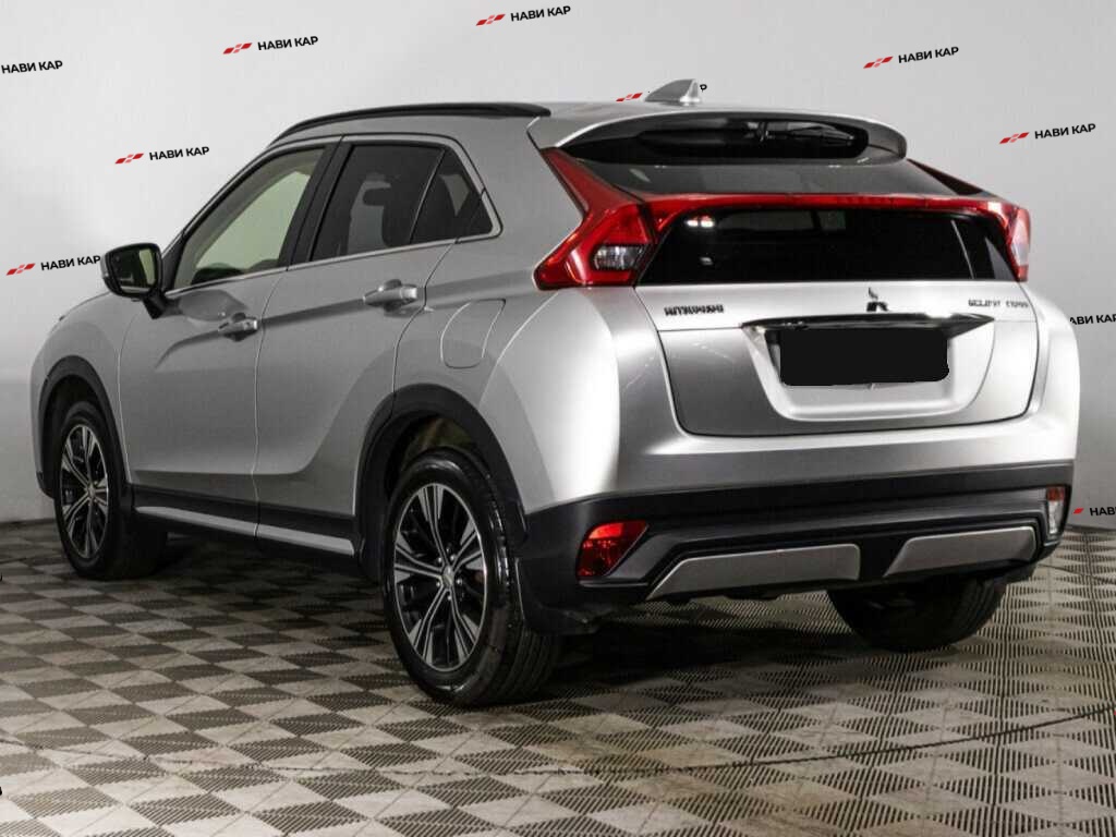 Mitsubishi Eclipse Cross с пробегом — 2018 год. Фото: #6