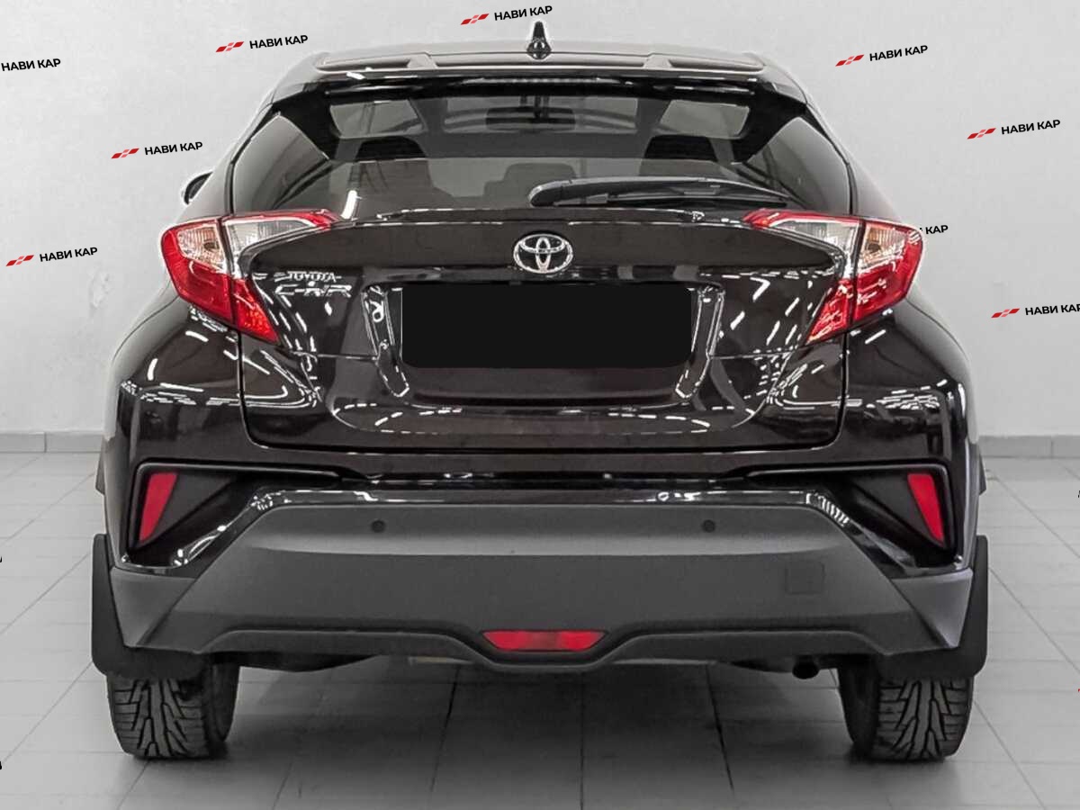 Toyota C-HR с пробегом — 2019 год. Фото: #5