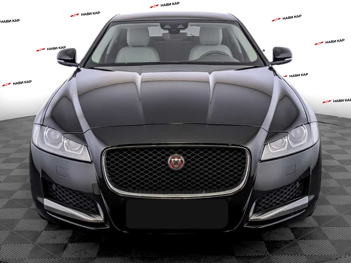 Jaguar XF с пробегом — 2018 год. Фото: #1