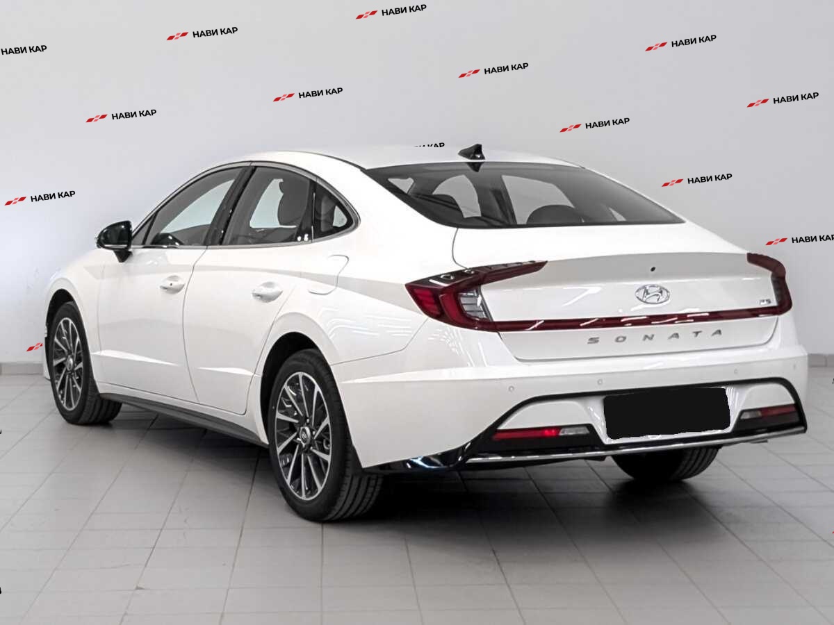 Hyundai Sonata с пробегом — 2022 год. Фото: #6