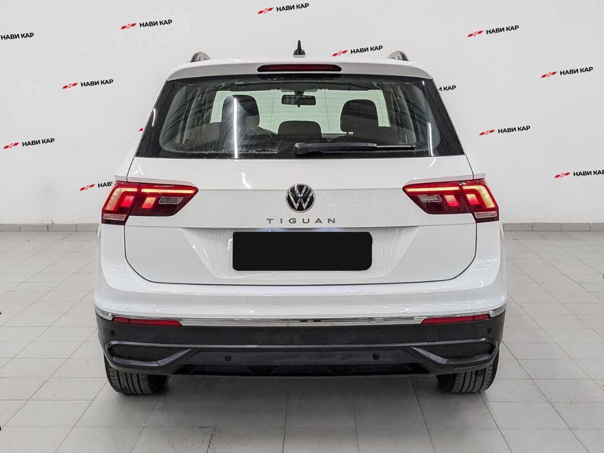 Volkswagen Tiguan с пробегом — 2021 год. Фото: #5