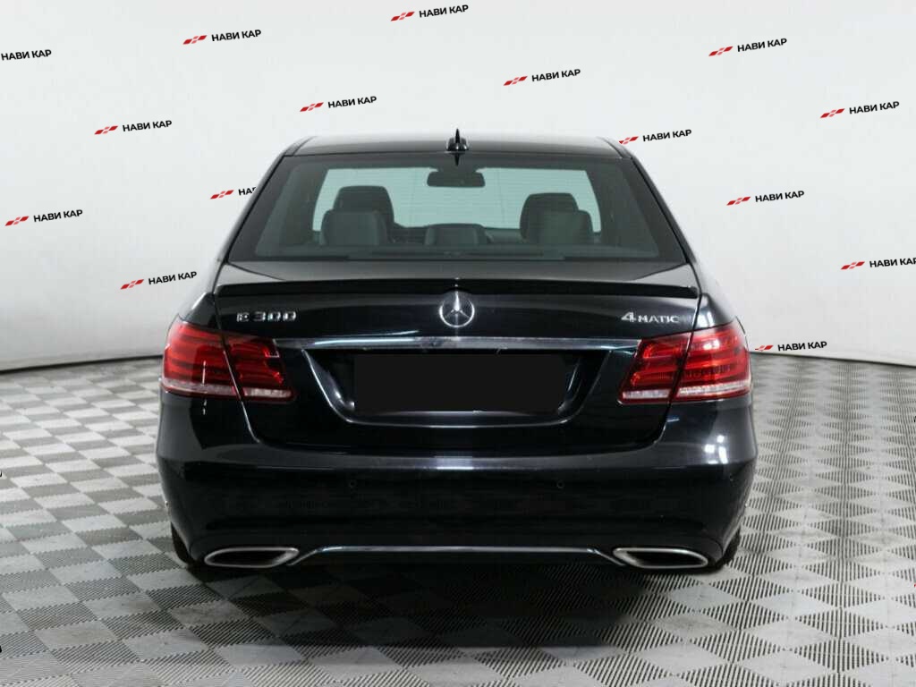 Mercedes-Benz E-Класс с пробегом — 2013 год. Фото: #4