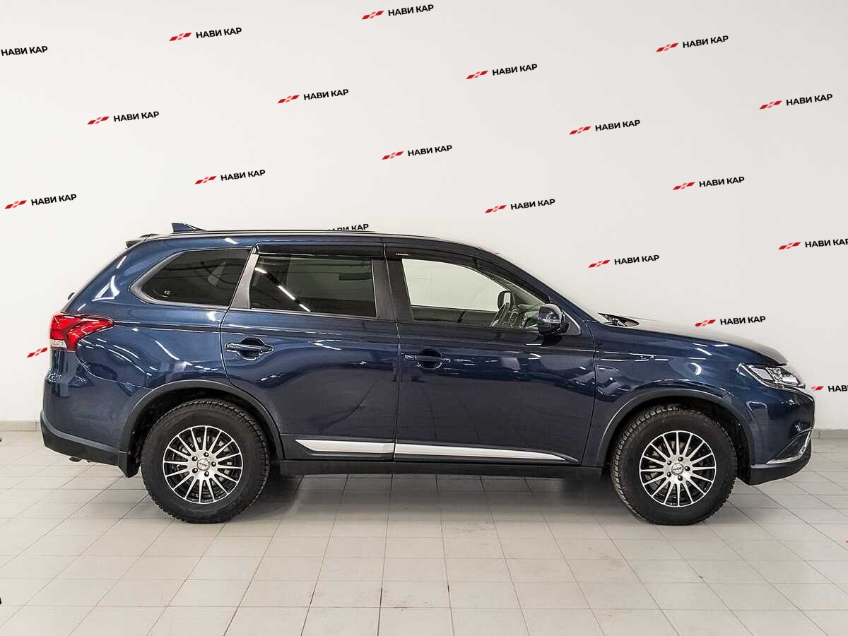 Mitsubishi Outlander с пробегом — 2019 год. Фото: #3