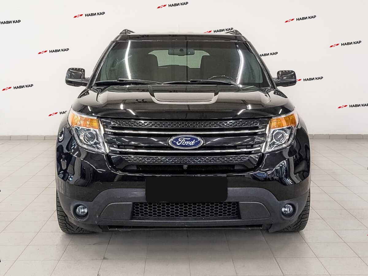 Ford Explorer с пробегом — 2014 год. Фото: #1