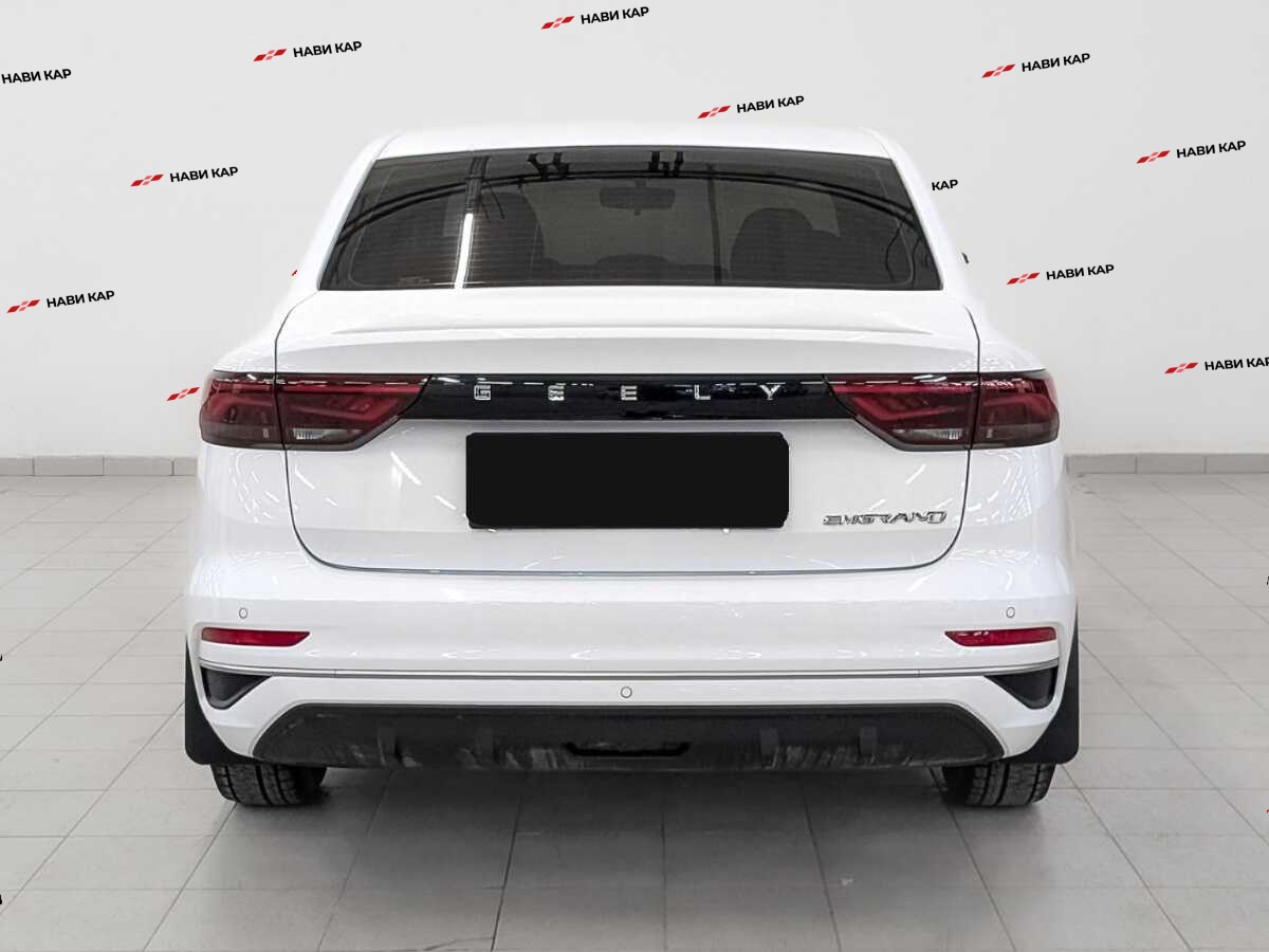 Geely Emgrand с пробегом — 2024 год. Фото: #5