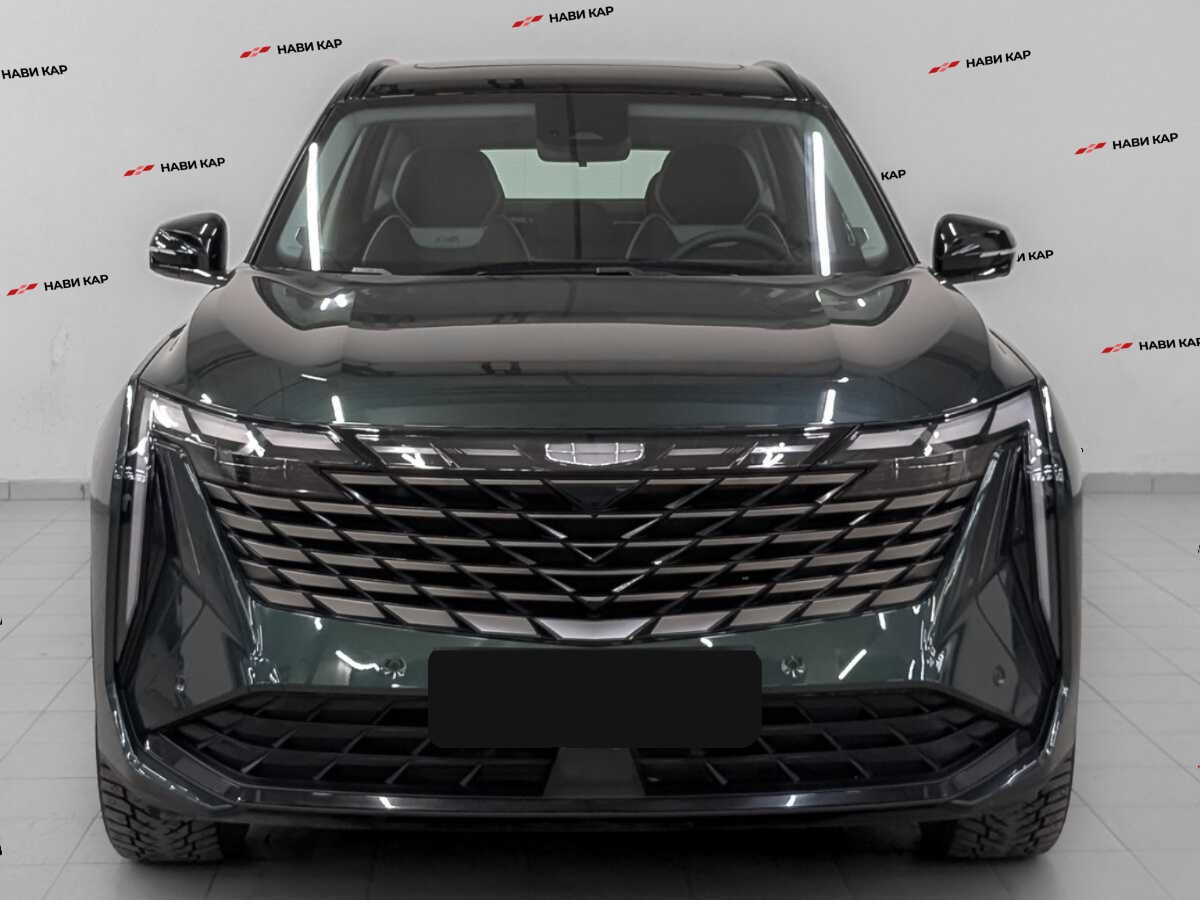 Geely Atlas с пробегом — 2024 год. Фото: #1