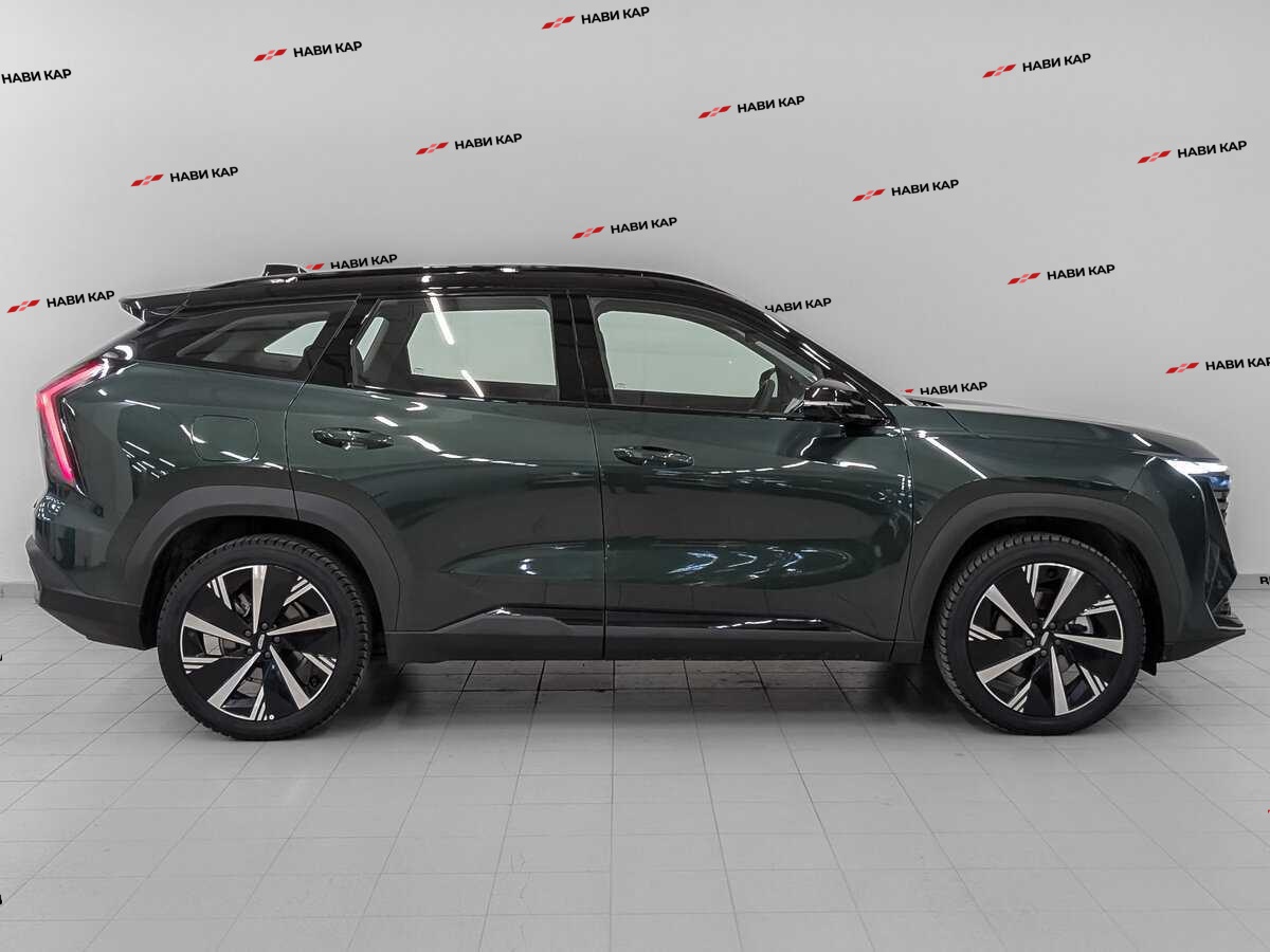 Geely Atlas с пробегом — 2024 год. Фото: #3