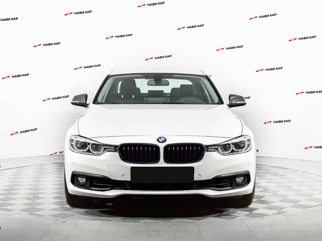BMW 3 серии с пробегом — 2015 год. Фото: #1