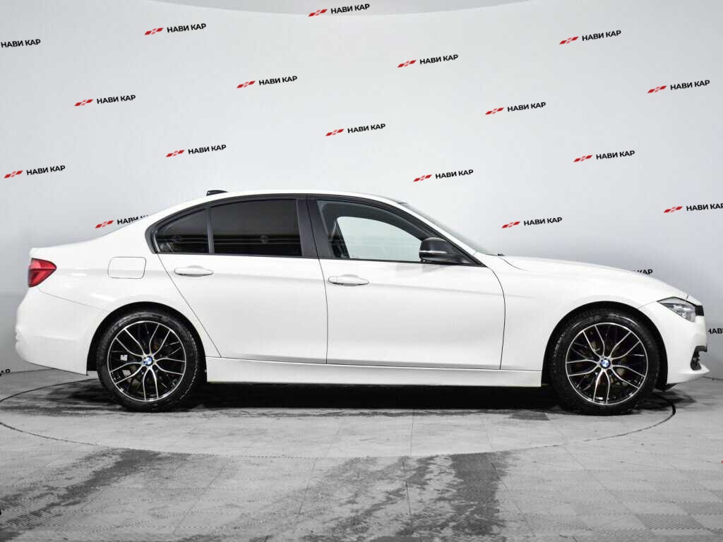 BMW 3 серии с пробегом — 2017 год. Фото: #3