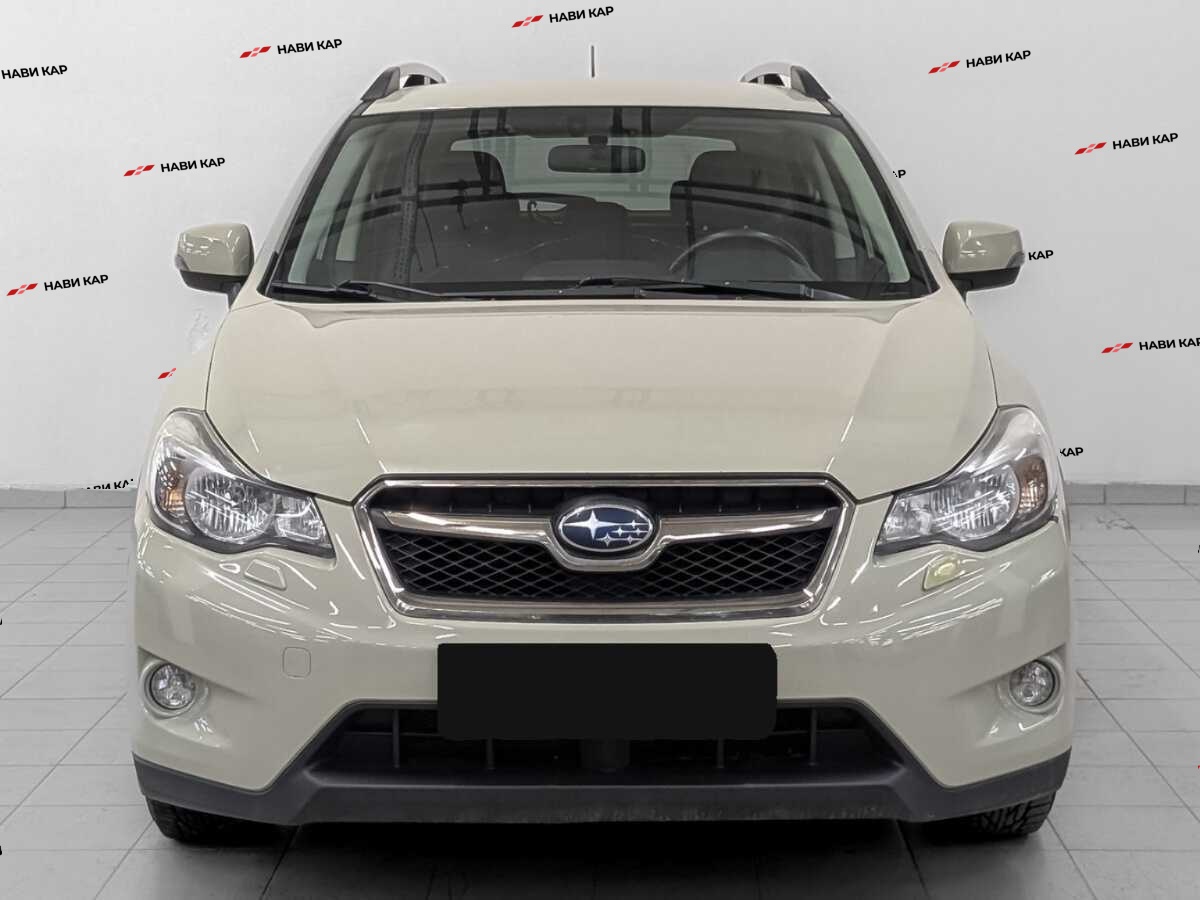 Subaru XV с пробегом — 2013 год. Фото: #1