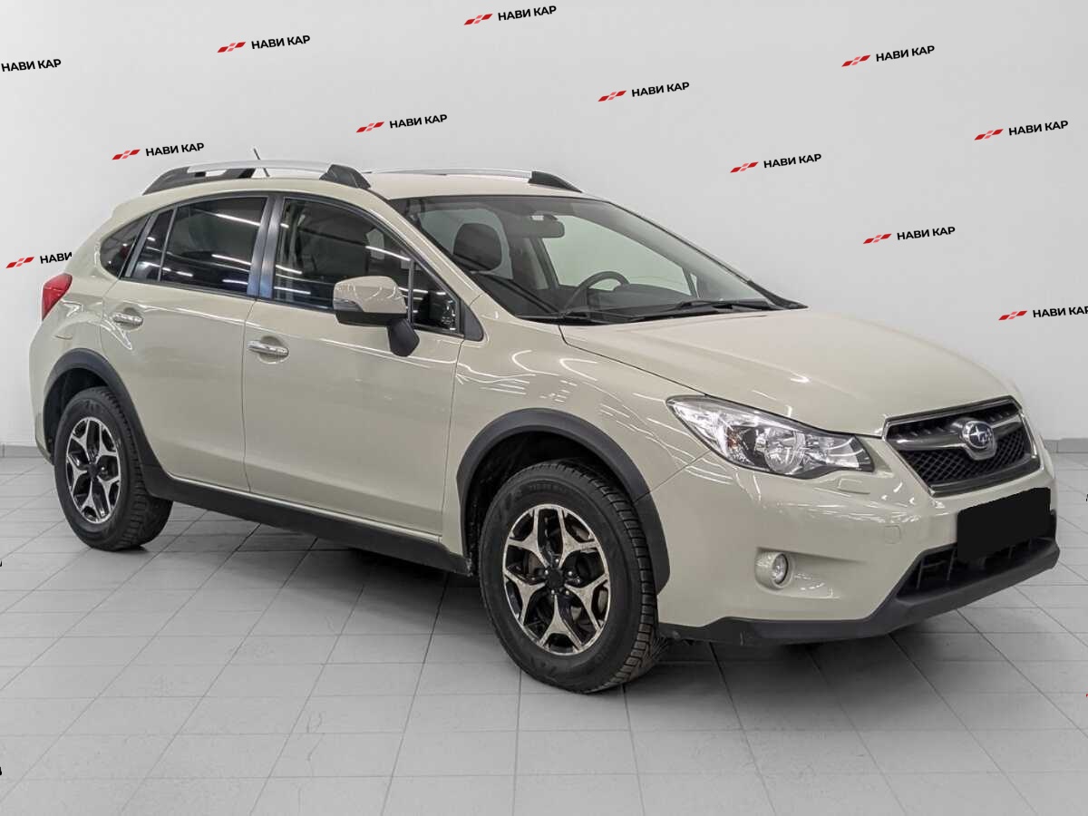 Subaru XV с пробегом — 2013 год. Фото: #2