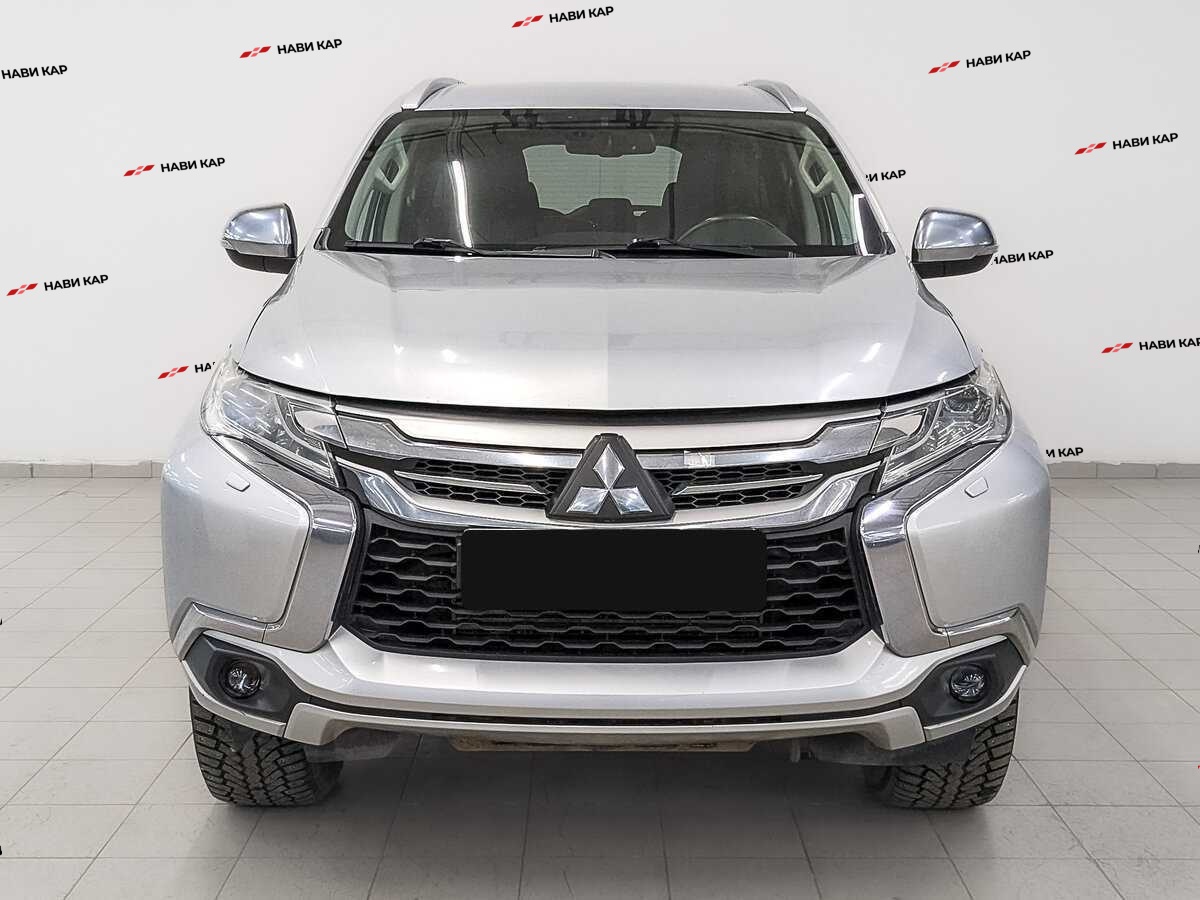 Mitsubishi Pajero Sport с пробегом — 2020 год. Фото: #1