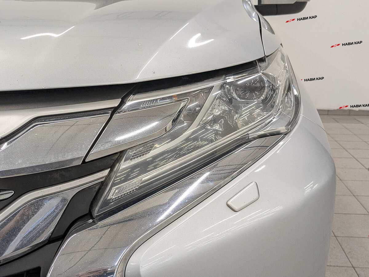 Mitsubishi Pajero Sport с пробегом — 2020 год. Фото: #10