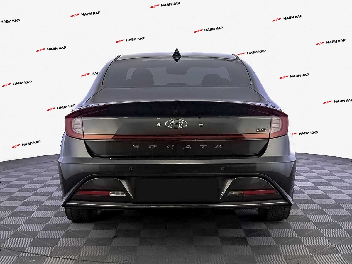 Hyundai Sonata с пробегом — 2022 год. Фото: #5
