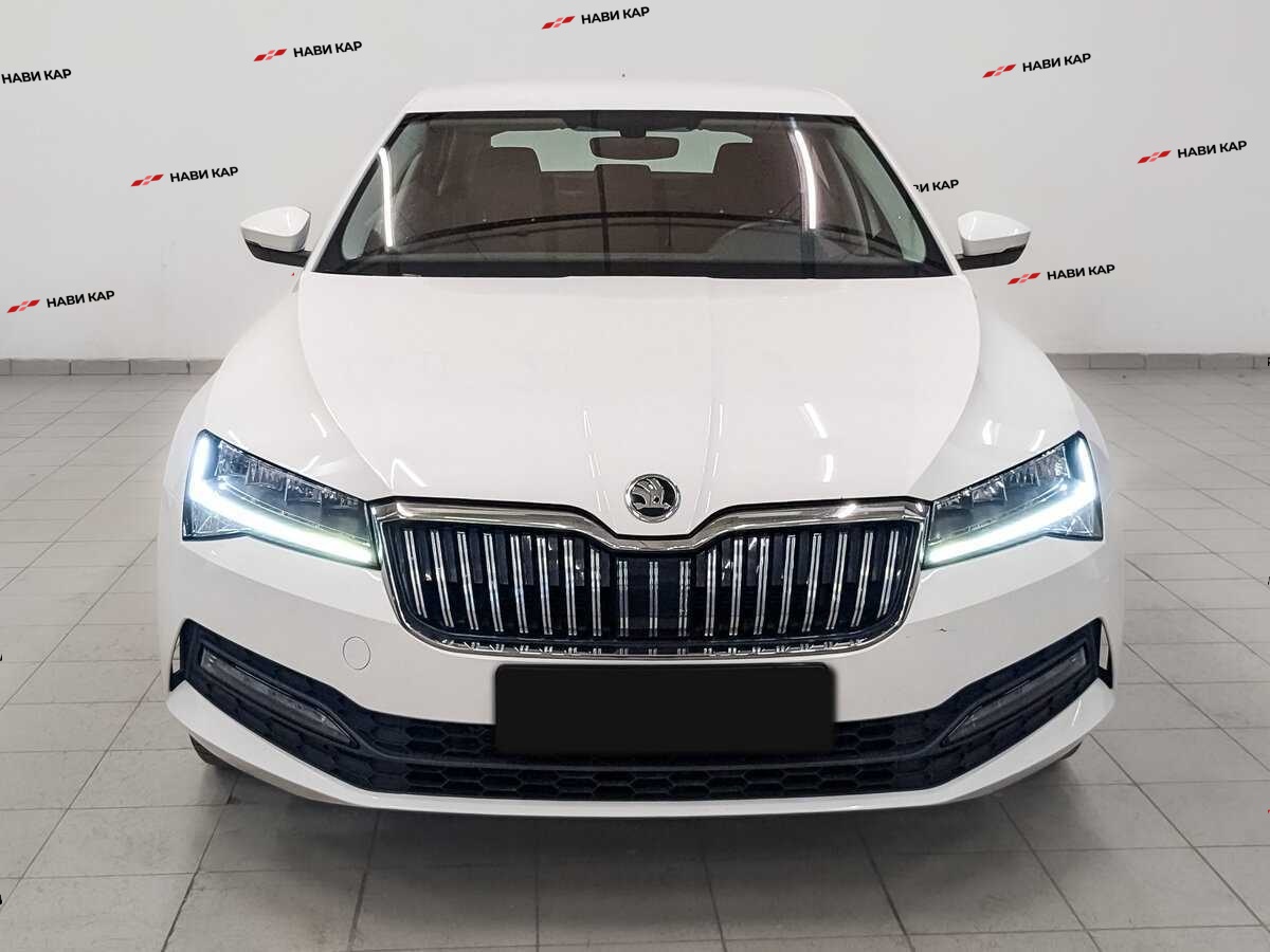 Skoda Superb с пробегом — 2020 год. Фото: #2