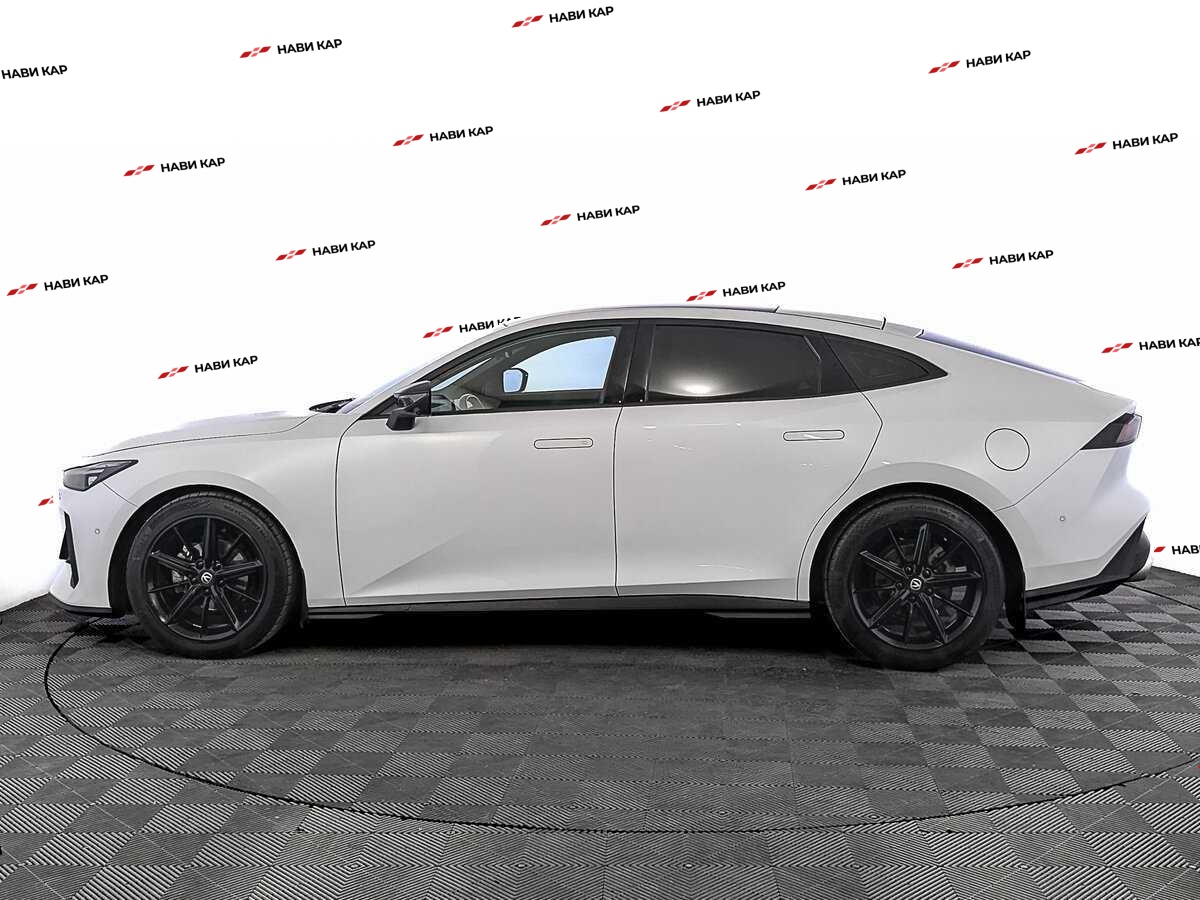 Changan UNI-V с пробегом — 2023 год. Фото: #7