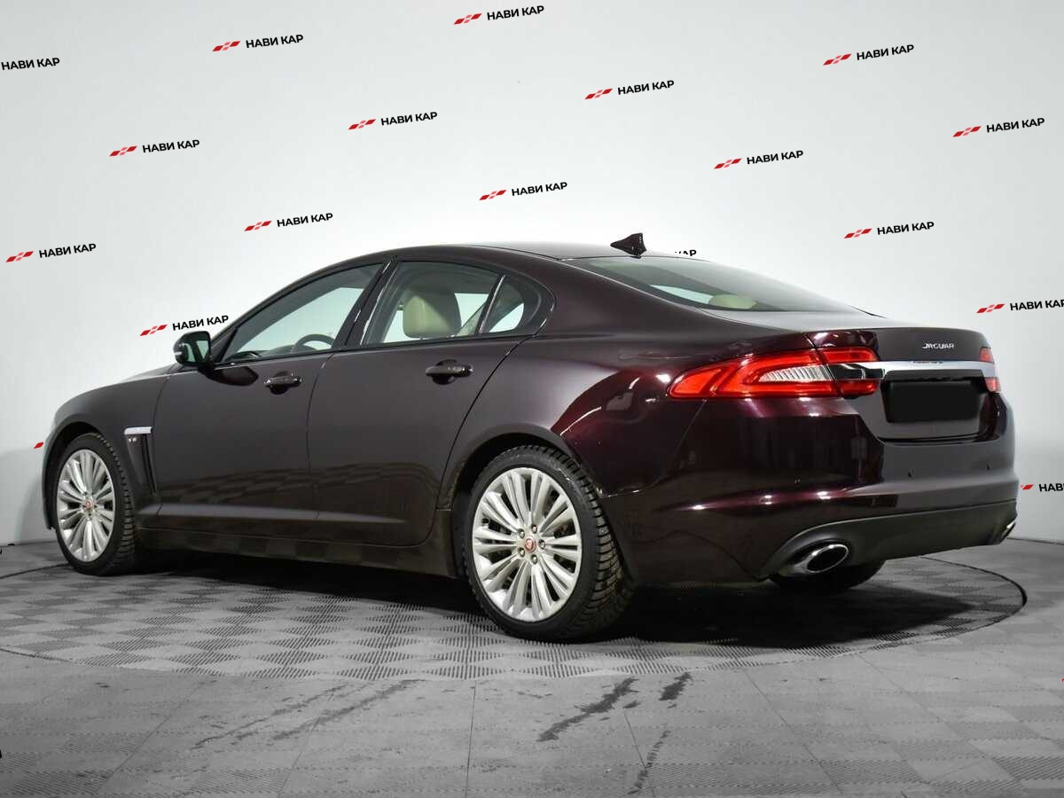 Jaguar XF с пробегом — 2014 год. Фото: #5